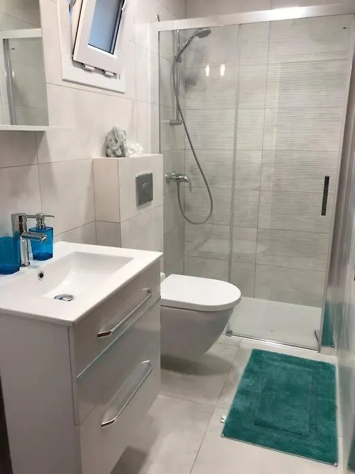Ekataapartment Roses Appartamento