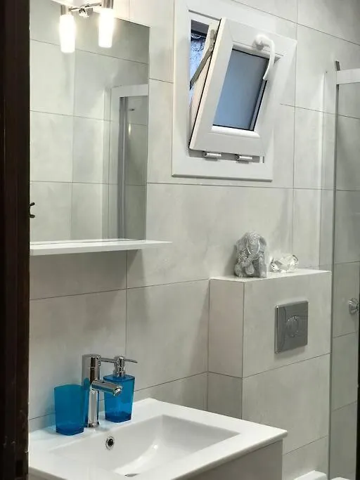 Ekataapartment Roses Appartamento